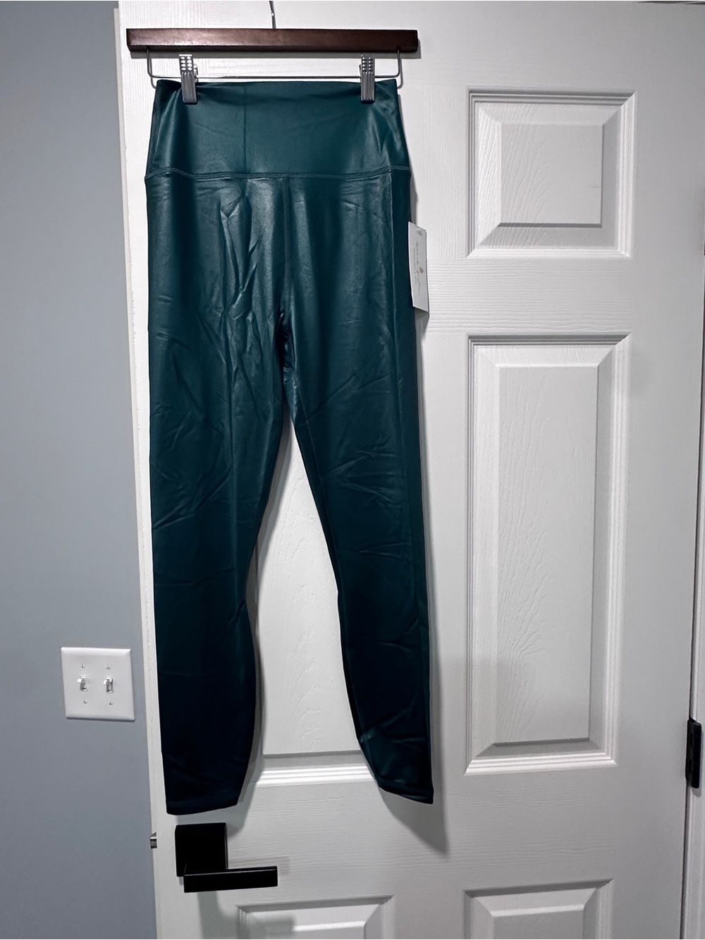 “Wet Look” High-Waist Performance Leggings - Teal Green